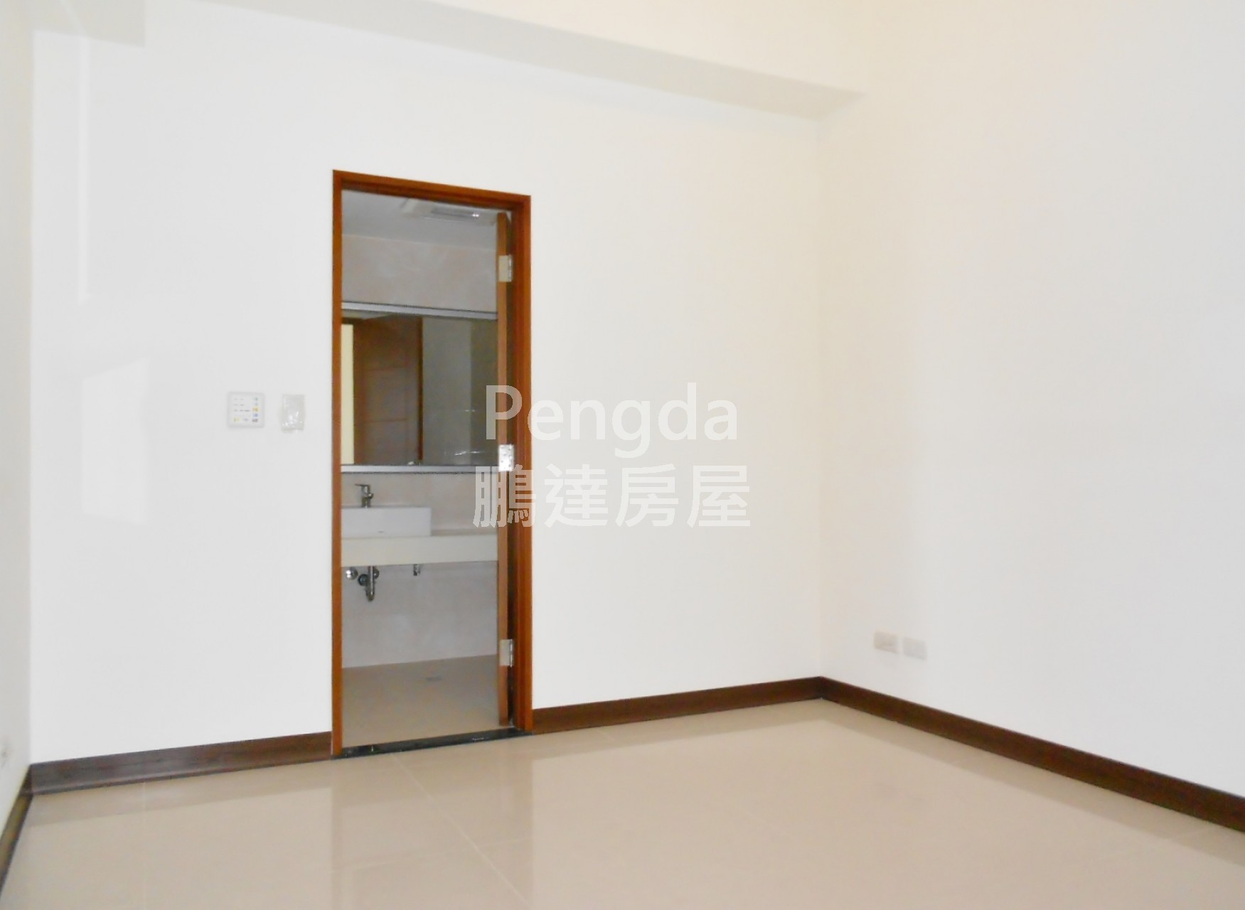 近哈拉影城全新大樓